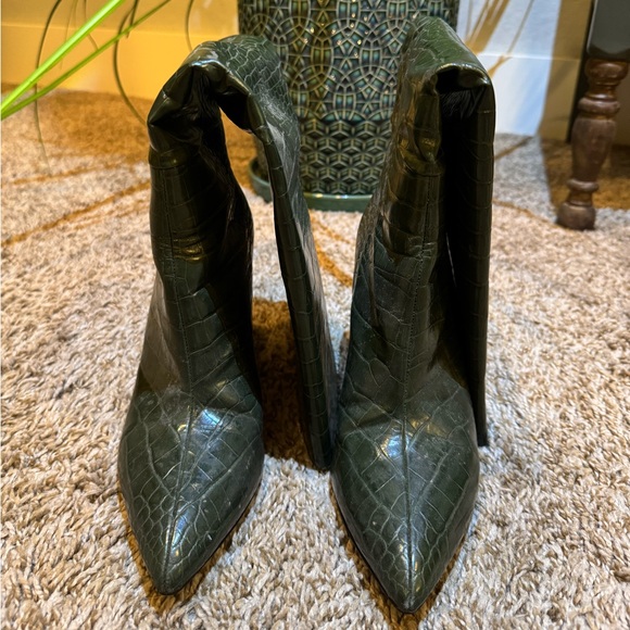 Faux Alligator Knee High Green Boots - Picture 7 of 7